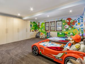 Photo 25- click for photo gallery